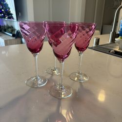 Set of 4 Pink Wine Glasses