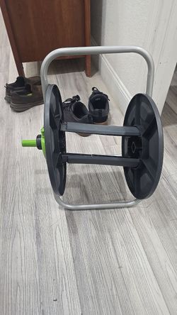 Garden Hose Reel with Metal Frame - Holds up to 100 ft