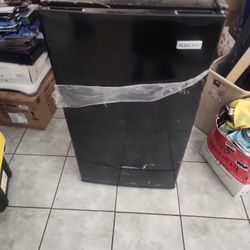 Mini  fridge
