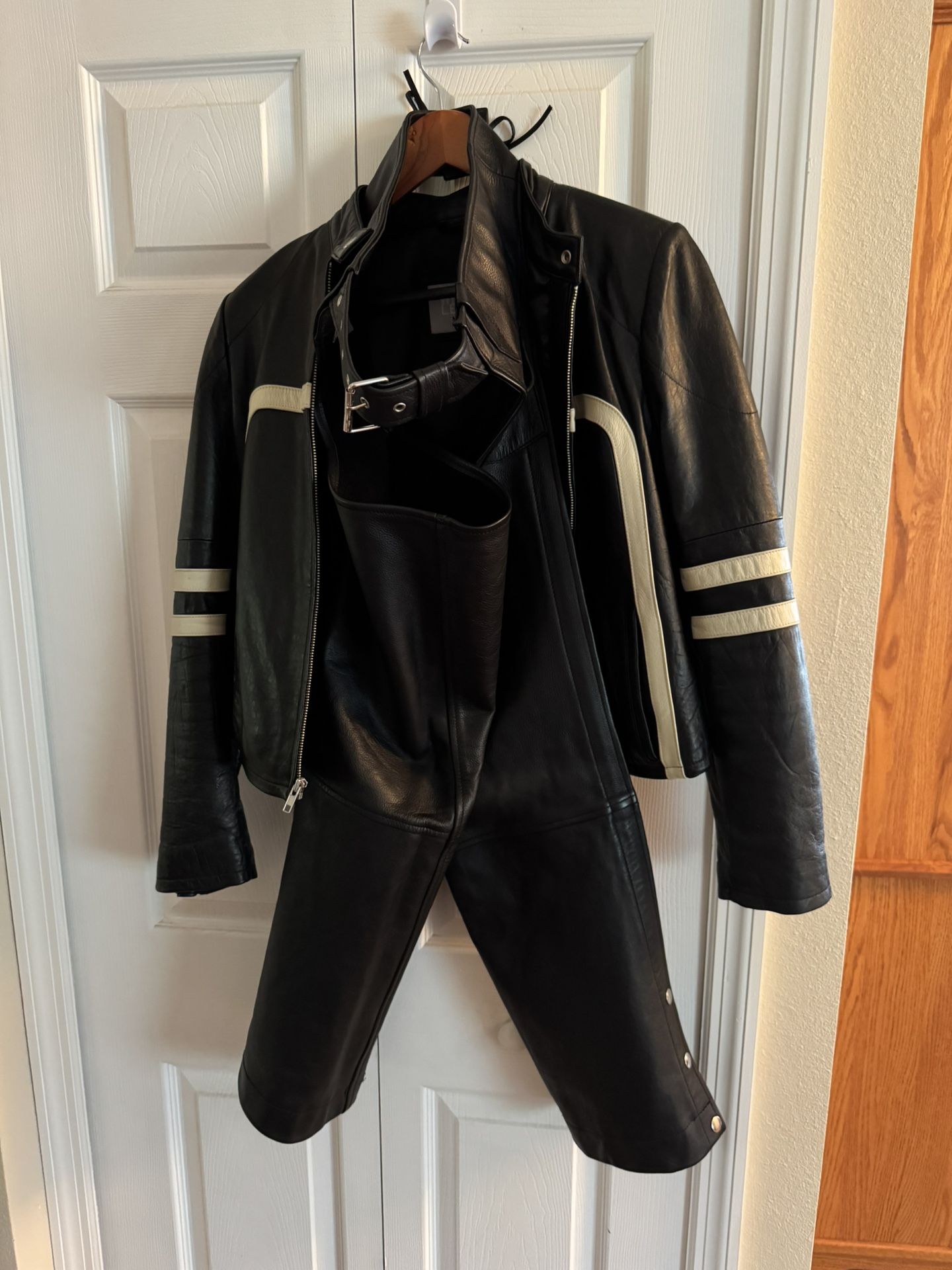 Women S Leather Jacket & Chaps