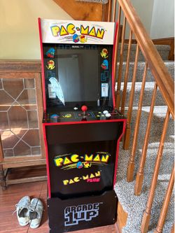 Arcade1UP PacMan Plus Arcade Machine