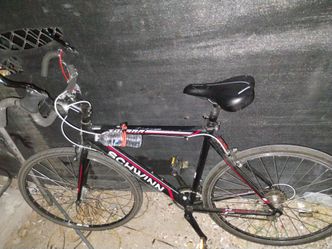 Schwinn Road Bike Black