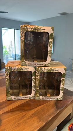 New! Tommy Bahama shatter resistant wine glasses 12