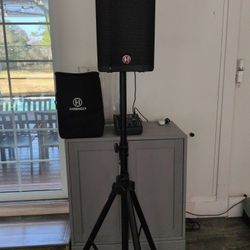 Portable PA Speaker System + Wireless Microphone 