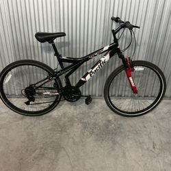 BICYCLE PACIFIC 18 SPEED SIZE 26 BRAND NEW 