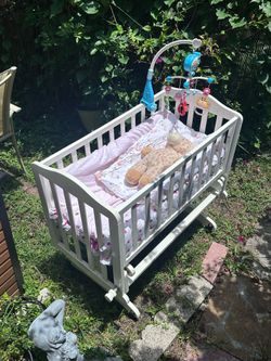 Baby crib