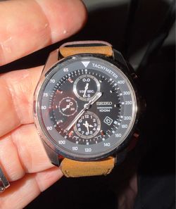 Seiko 100M Quartz Chronograph (Caliber 7T92)