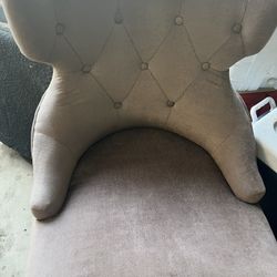 Cushion Chairs 