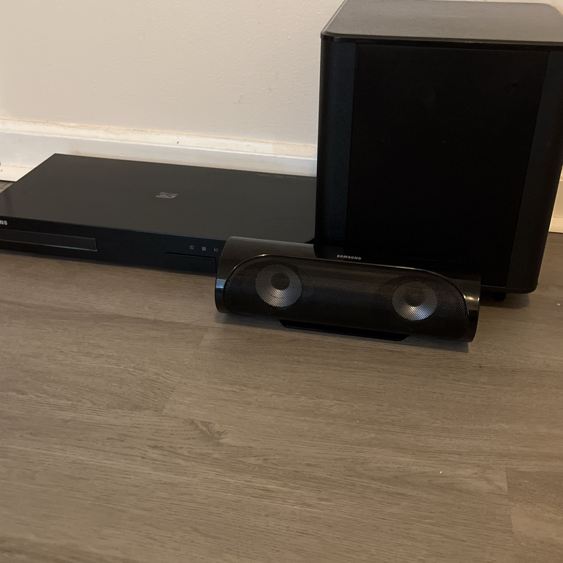 Samsung Speaker Set