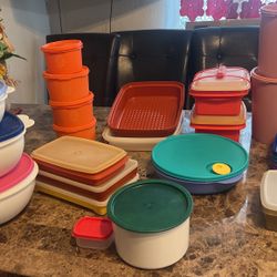 Lots of Tupperware Miscellaneous 