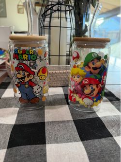Super Mario glass tumblers