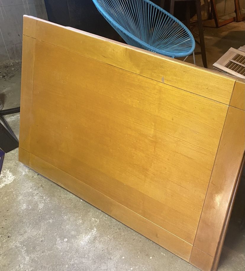 Solid Wood Kitchen Table And 4 Chairs