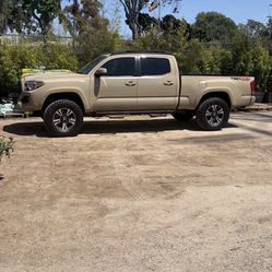 2017 Toyota Tacoma