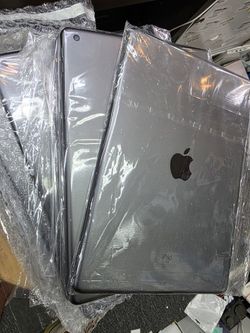 iPad 7th Gen Like New 10.2 Screen