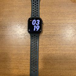 Apple Watch 6 SE 44mm 