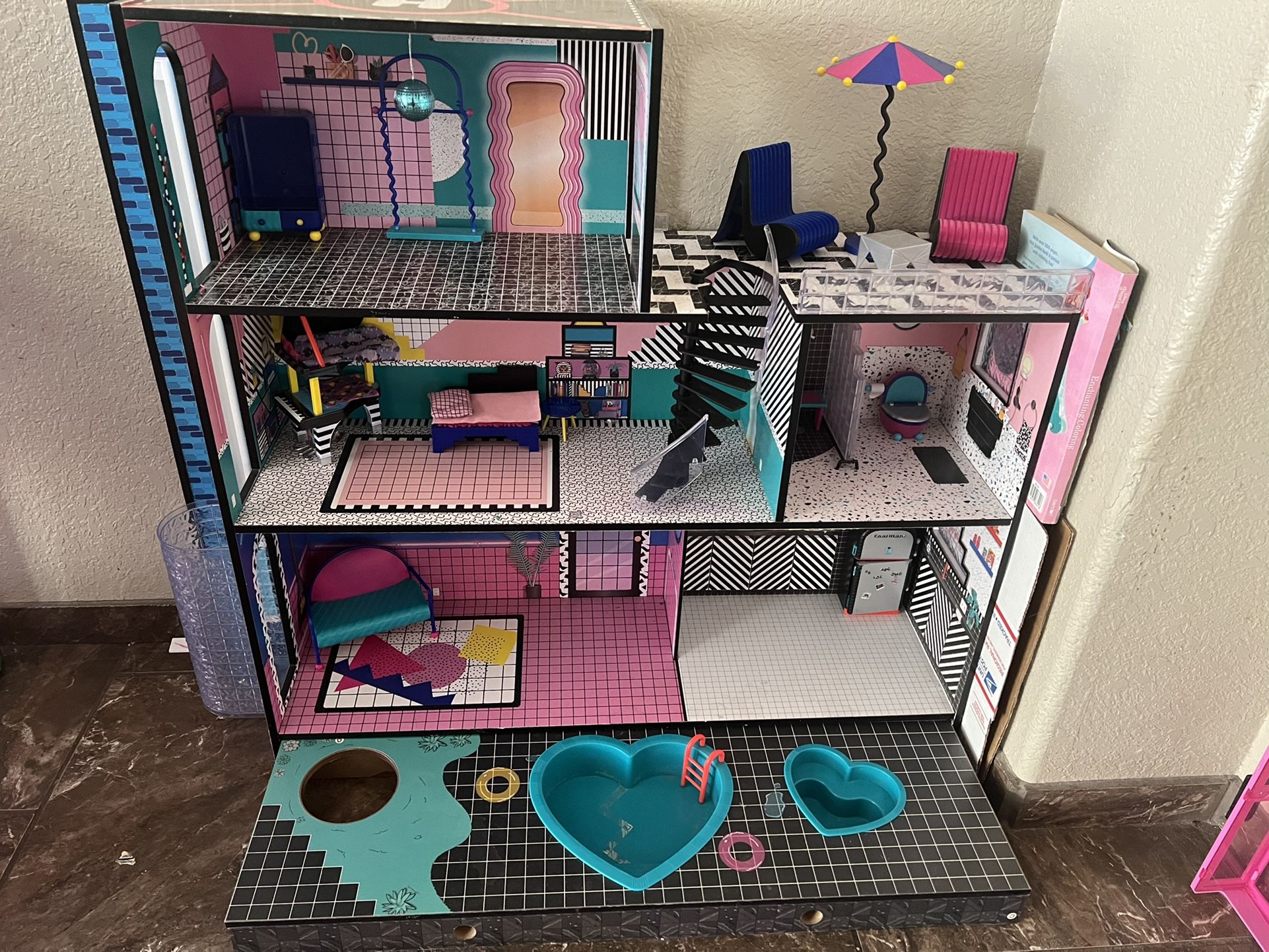 LOL Doll House