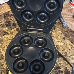 Baby Cakes Mini Donut Maker 