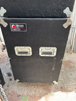 Dj cabinet