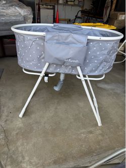 Dog bath / tub