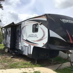 2016 Toy Hauler Rv  Forest River Vengeance 320A 