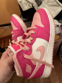 Girls Nike Size 4