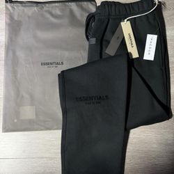 Essentials Sweats 