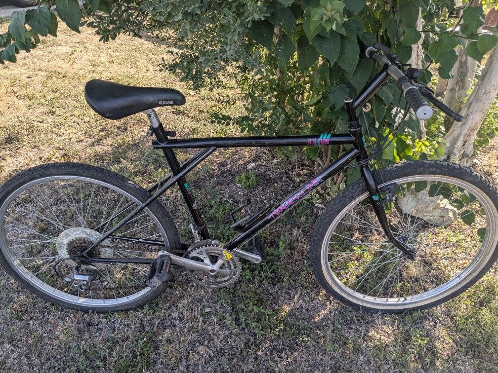 1989 Gt Mountain Bike Vintage 26 Inch for Sale in San Antonio, TX
