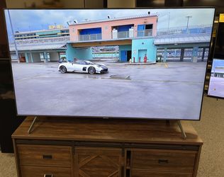 Samsung 70” Smart 4K 2023 Model CU7000 Series 