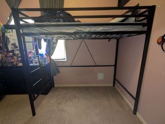 Twin Metal Loft Bed Frame - Great Condition!
Description: