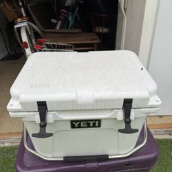 Yeti Roadie 20 Cooler 