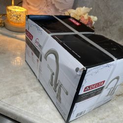 Delta Bathroom Vanity Faucet 