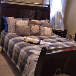 Queen Bedroom Set 