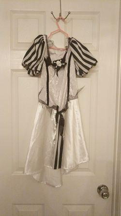 Pirate dress costume