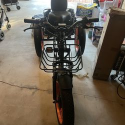 Electric three wheeler bike