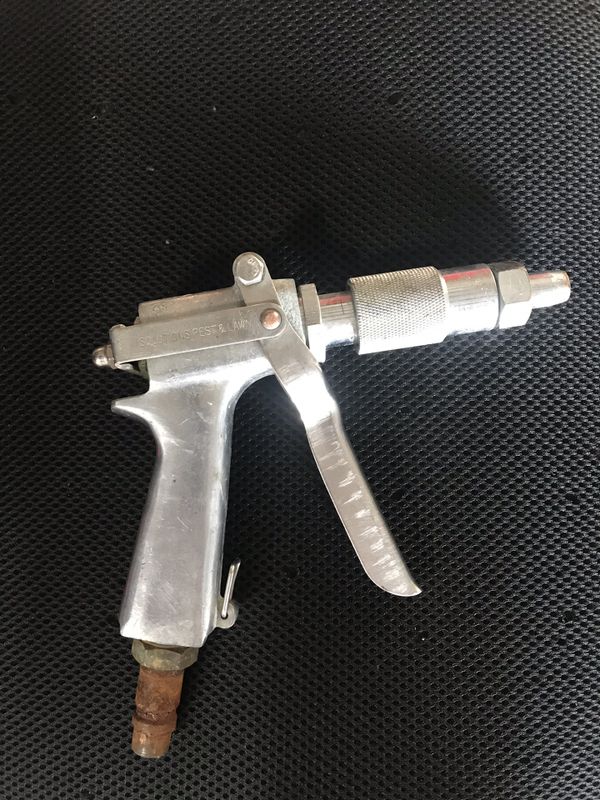 Spray gun (jd9 style) for Sale in La Porte, TX OfferUp
