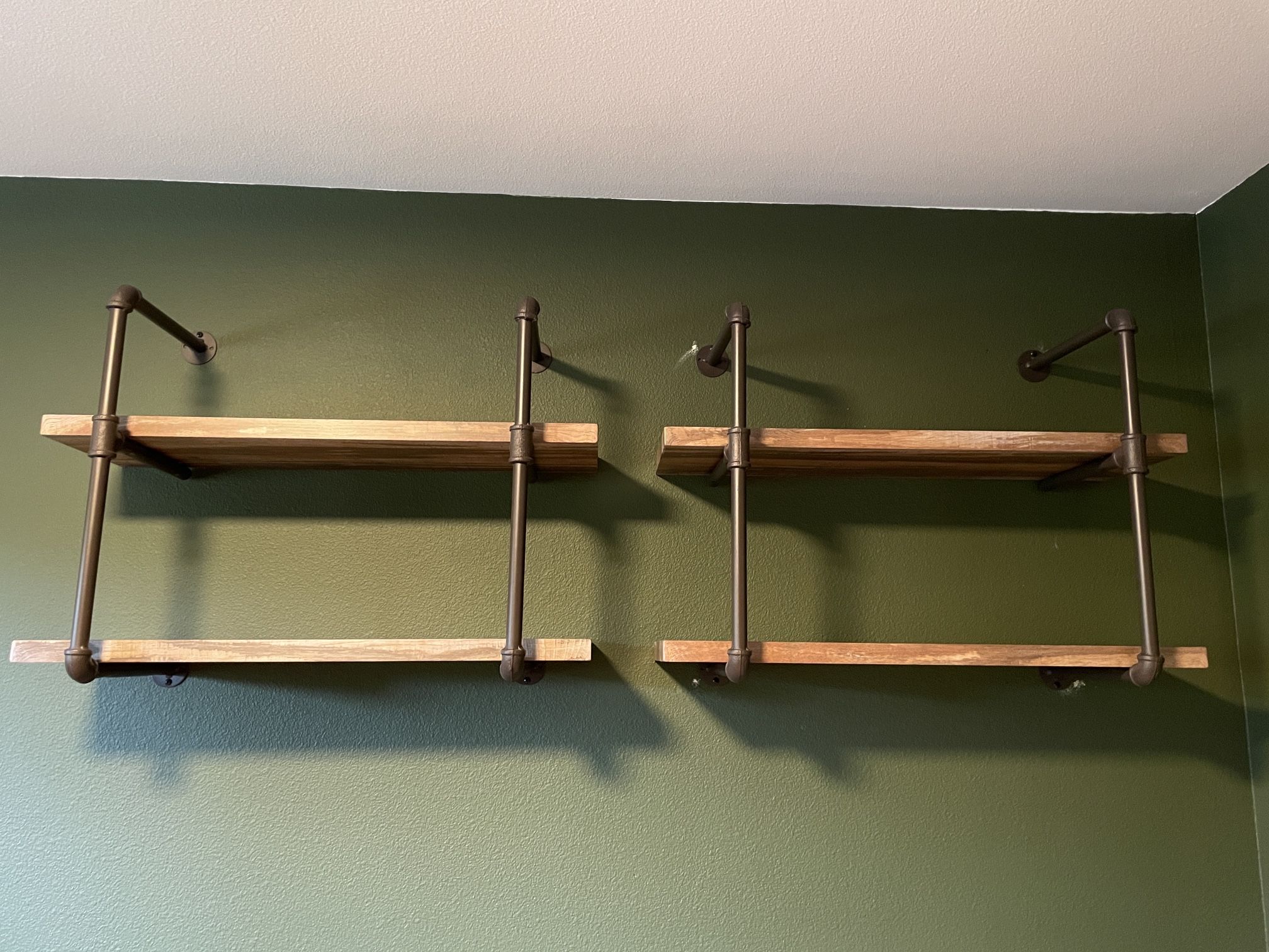 2 Wall Mounted Shelves