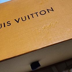 Authentic Louis Vuitton Lv Drive 