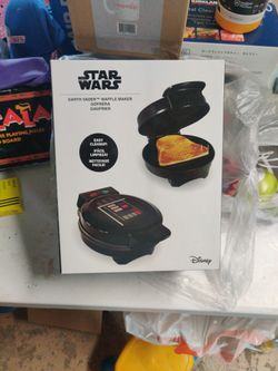 Brand New Star wars Darth Vader Waffle Maker 