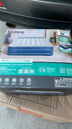 Air mattress  built in pump