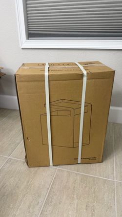 HANGING STORAGE CUBBY