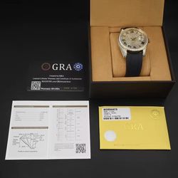 😍 VVS1 Unisex One Size Fits All Moissanite Watch 😍