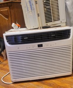 Fridgedaire 18,500 Air Conditioner