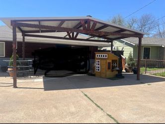 Carport  Must Remove 