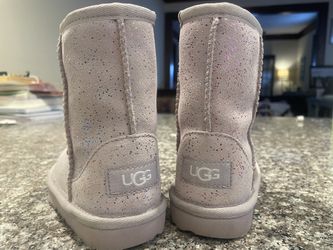 UGG Boots Toddler Size 7