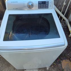 Labadora Samsung Asiendo Todos Sus Ciclos En Mission Tx 