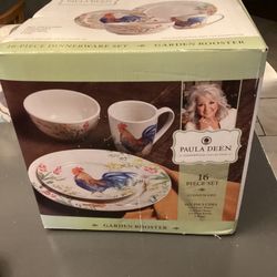 NIB Paula Deen Garden Rooster 16 piece Stoneware Set