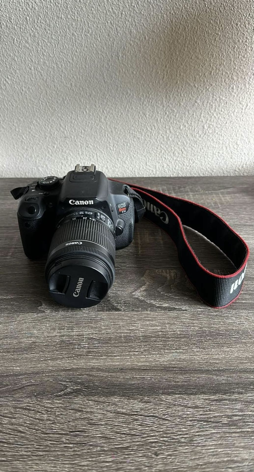Canon EOS rebel T5i camera