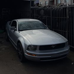 2005 Ford Mustang