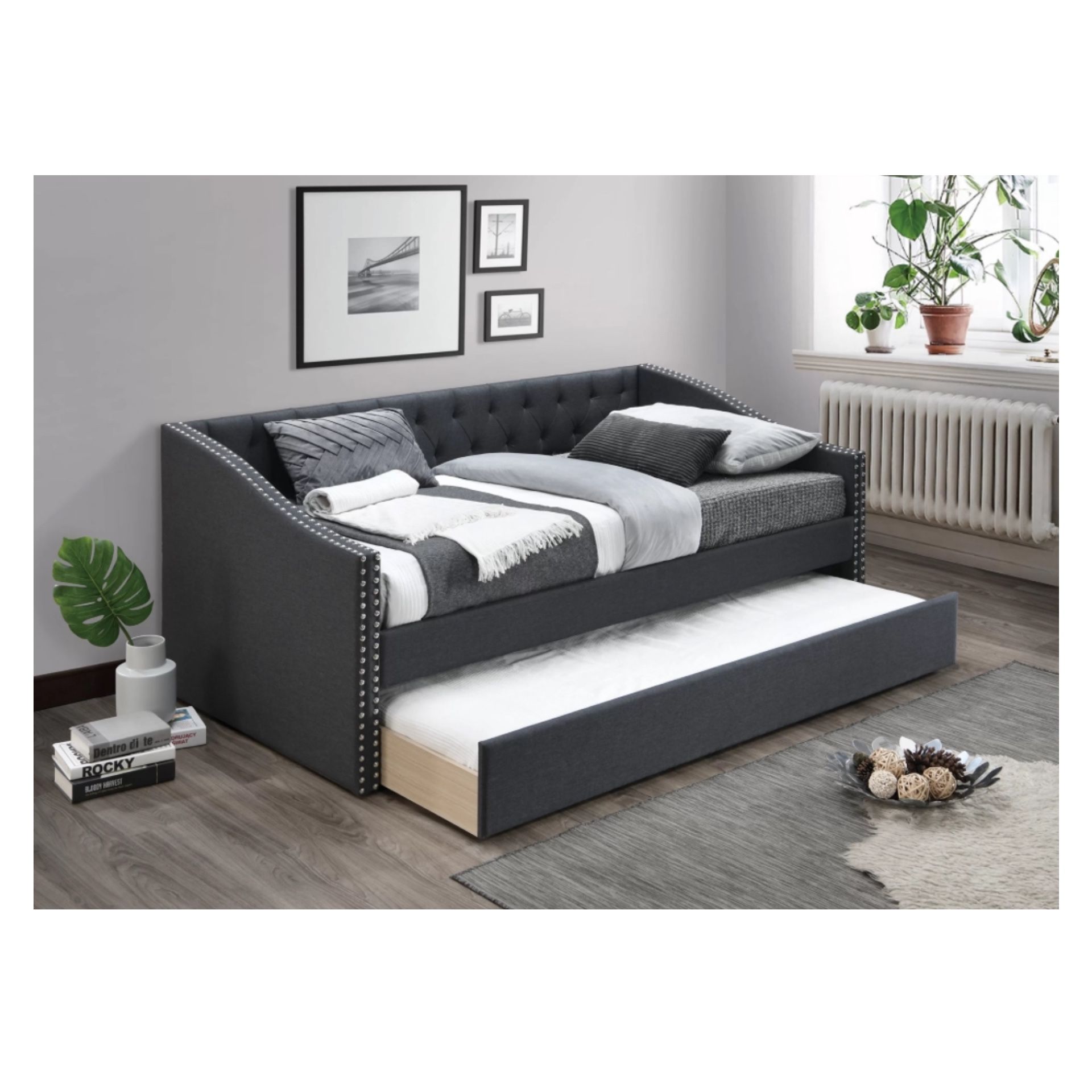 Daybed W/trundle