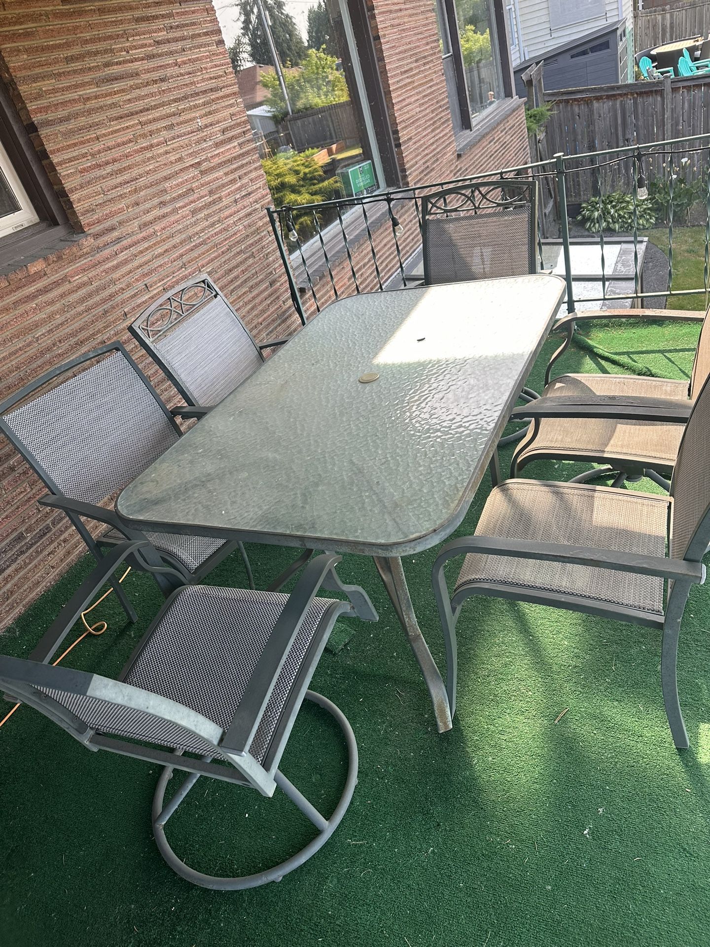 Free! Patio Set